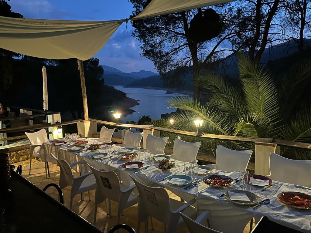 Casa Rural Los Parrales إل ترانكو المظهر الخارجي الصورة