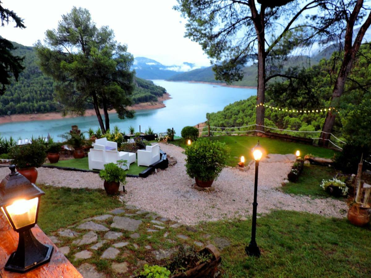 Casa Rural Los Parrales إل ترانكو المظهر الخارجي الصورة